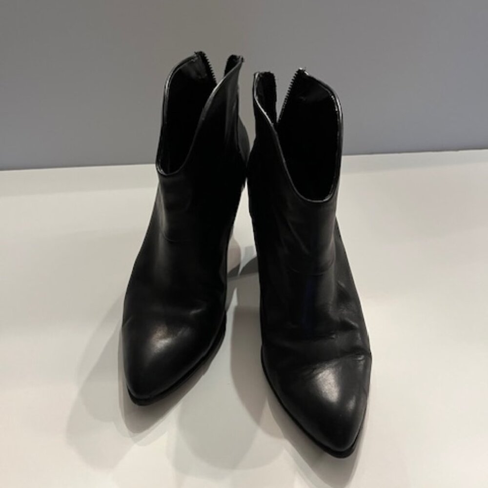 BMakowski Black Leather Booties
